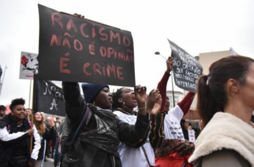 "Racismo não é opinião" - foto de Ana Mendes