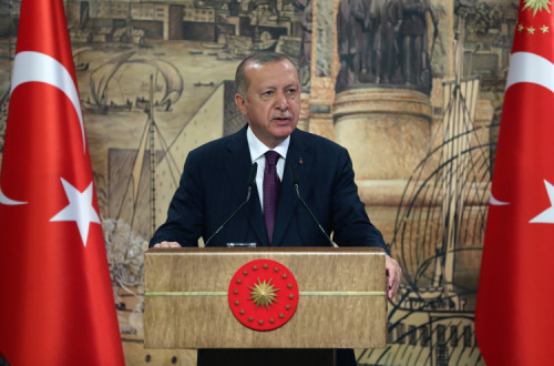 Ameaça de sanções da UE à Turquia não tem base legal, diz Ancara