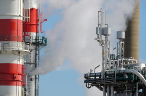 Pormenor da refinaria de Matosinhos.