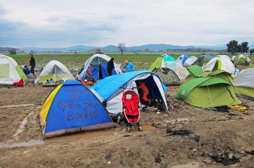 Refugiados em Idomeni, Grécia. Foto de jdblack/Pixabay.