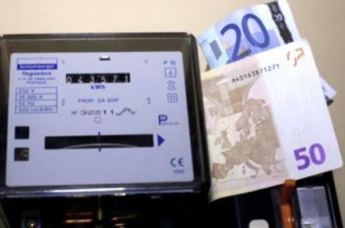 Portugal tem a segunda luz mais cara da Europa