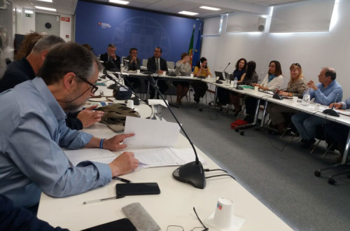 Reunião negocial entre sindicatos e Ministério da Educação. Foto da Fenprof.