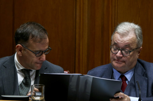 Secretário de Estado e Ministro da Cultura. Foto de António Cotrim, Agência Lusa. 