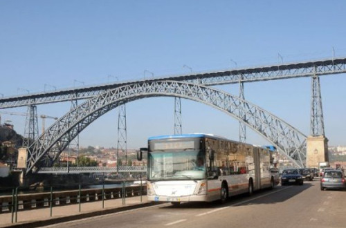A CT diz esperar agora que o governo pare de vez com este processo de subconcessão da empresa. Foto da STCP 