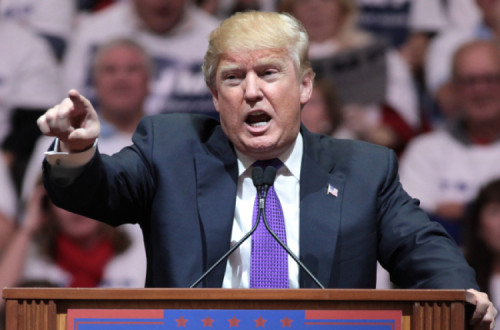 "Que comece uma nova corrida armamentista!", tweetou Donald Trump
