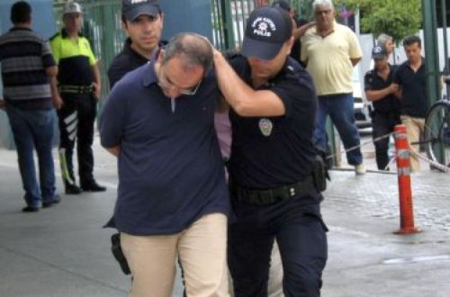 "Um por um foram detidos, levados das suas casas e famílias" - Turquia, o verdadeiro golpe de Estado