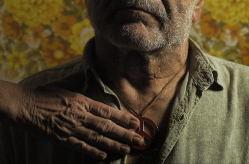 Imagem do filme "Prazer, camaradas!" no facebook da produtora "Uma pedra no sapato"