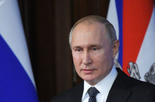 Tudo parece indicar que Vladimir Putin se prepara para voltar à liderança do executivo, após deixar o Kremlin, restando saber quem desempenhará o papel de presidente entre 2024 e 2030