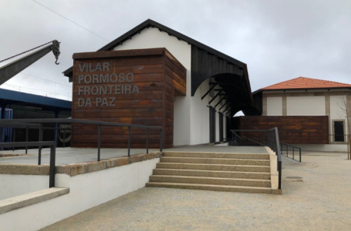 Pólo Museológico, Vilar Formoso Fronteira da Paz – Memorial aos Refugiados e ao Cônsul Aristides de Sousa Mendes (imagem exterior)