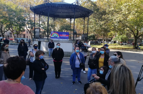 Catarina Martins encontra-se em Matosinhos com trabalhadores das cantinas escolares despedidas. Outubro de 2020.