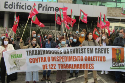 A trabalhadora, com o apoio do sindicato, vai impugnar o despedimento no Tribunal do Trabalho.