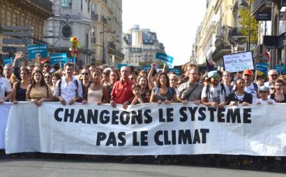 "Mudemos o sistema, não o clima"