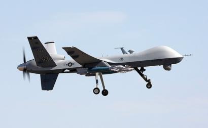 Drone de combate militar dos Estados Unidos numa missão de treino, U.S. Air Force – Foto de Paul Ridgeway / wikipedia