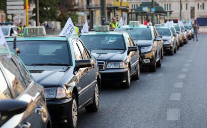 Bloco irá apresentar proposta de revogação da “lei Uber”