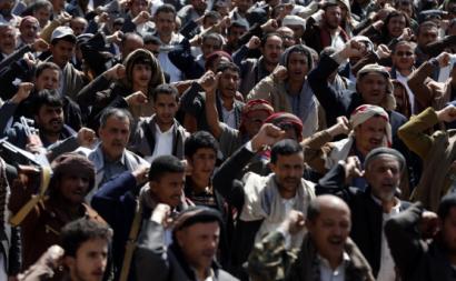 Apoiantes dos Houthis em Sanaa. 05 de fevereiro de 2021. Foto de YAHYA ARHAB/EPA/Lusa.