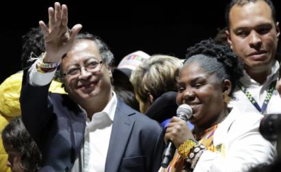 Gustavo Petro e Francia Márquez, presidente e vice-presidente eleitos da Colômbia com apoiantes, Colômbia, 19 de Carlos Ortega/Epa/Lusa