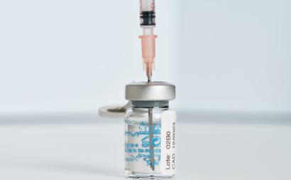 Vacina contra a Covid-19. Foto de The Focal Project/Flickr.