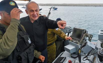 Benjamin Netanyahu em visita à base naval de Ashdod