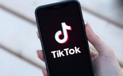TikTok, aplicação de vídeos curtos detida pela empresa chinesa ByteDance. Foto de Chantelle van Heerden, Flickr.