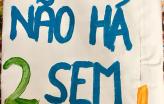 "Soares, Castro Mendes, não há 2 sem três!". Pancarta do protesto de 6 de abril.