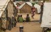 Crianças em assentamento para deslocados internos em Cabo Delgado