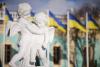 Estátua com querubins em Kiev