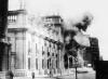 Palácio La Moneda a ser bombardeado.