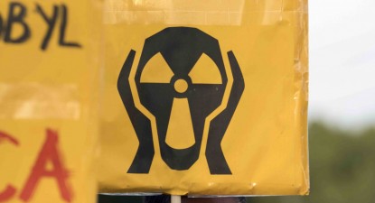 Pancarta a dizer "nuclear não"