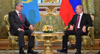 Os cinco estados da Ásia Central estão na área de influência da Rússia – Vladimir Putin com Kassym-Jomart Tokayev, presidente do Cazaquistão, 3 de abril de 2019 – Foto wikimedia