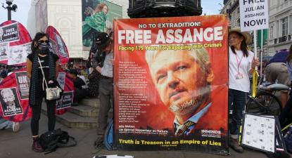 Protesto em Londres pela libertação de Assange.