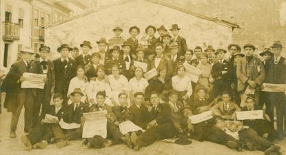 Convívio de leitores do diário A Batalha na Póvoa de Varzim, em setembro de 1922.