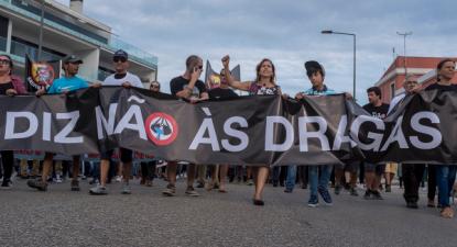 "Diz Não às Dragagens" faixa da manifestação realizada em Setúbal a 13 de outubro de 2018 - Foto de Fernando Pinho