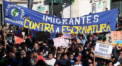 Manifestação de imigrantes em Lisboa, 13 de novembro de 2016 - Foto de António Cotrim/Lusa