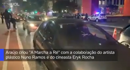 Marcha atrás" ocupa avenida em São Paulo