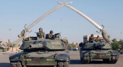 Tanques dos EUA entram em Bagdade. Parecia um passeio. Só parecia. Foto de: Technical Sergeant John L. Houghton, Jr., United States Air Force - http://arcweb.archives.gov/