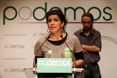 Teresa Rodríguez, professora da secundária, ativista da Maré Verde e militante da Izquierda Anticapitalista, e número dois da candidatura do PODEMOS.