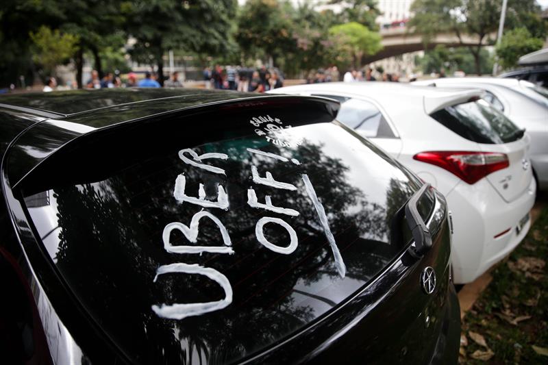 Uber off! Manifestação em São Paulo. Foto de FM/MAGO.