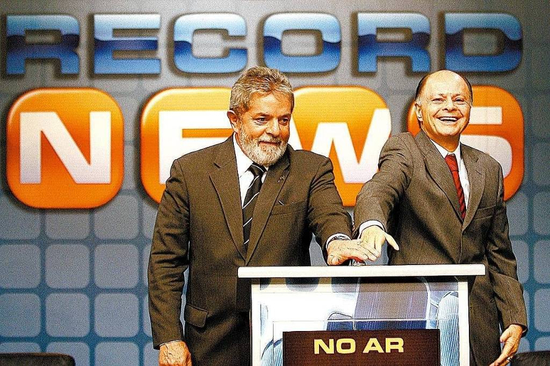 O então presidente Lula participa do lançamento da Record News com o pastor Edir Macedo em 2007/Divulgação