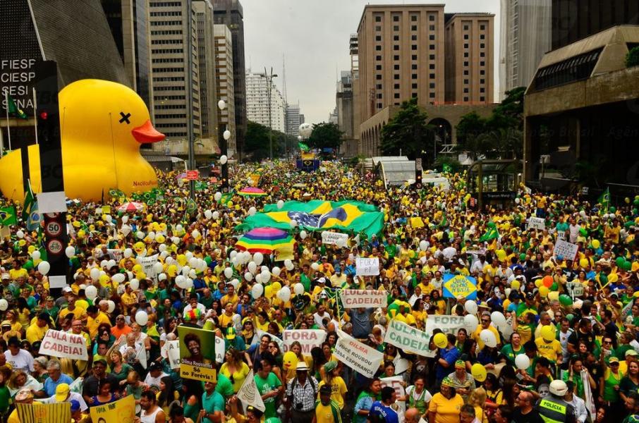 Manifestação pelo impeachment da presidente Dilma Rousseff