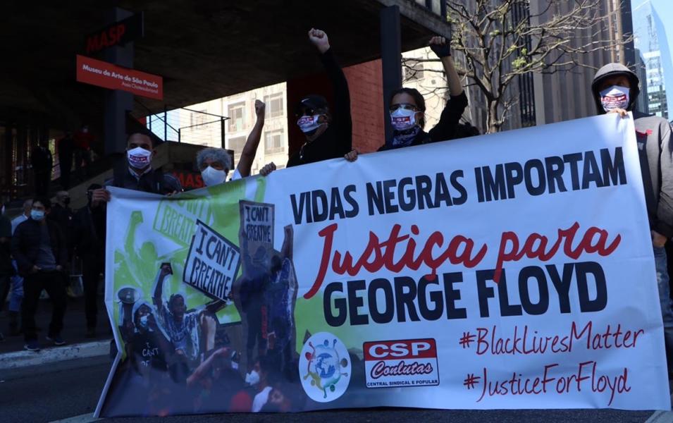 Presença da central sindical CSP-Conlutas na manifestação de S. Paulo. Foto Pam Santos-Fotos Públicas