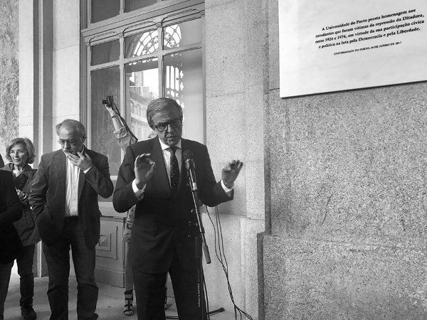 Inauguração de uma placa alusiva às lutas estudantis no edifício da Reitoria da Universidade do Porto, 30 de junho de 2017
